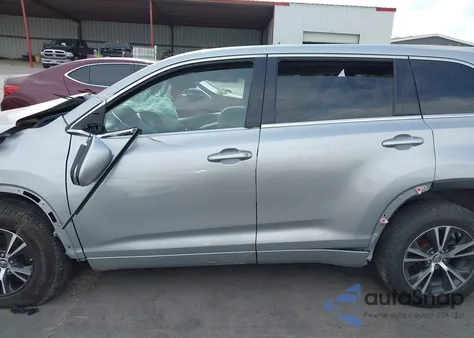 2017 Toyota Highlander Le z USA, uszkodzony, nr VIN 5TDZZRFH9HS231146